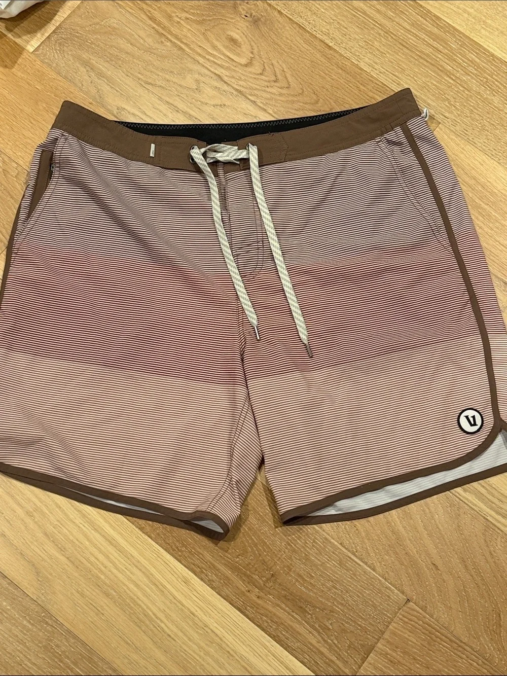 Vuori Brown &‎ Mauve Gradient Stripe Swim Hybrids 34
